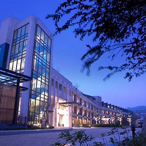 Lakeshore Hotel Hsinchu